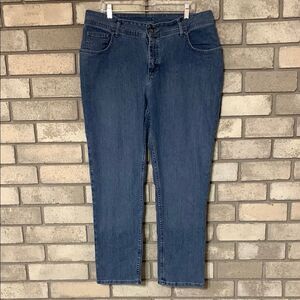 Riders by Lee Women's Medium Blue Straight Leg Jeans